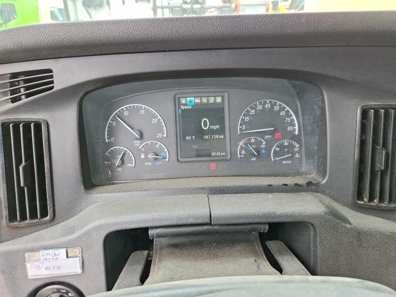 2023 Freightliner Cascadia 126 VIN 3AKJHHDR1PSNW6890 COPART salvage auction — WATER/FLOOD, NE - CERT OF TITLE-SALVAGE, sold $38,500 on 2026-07-16 (photo 8)