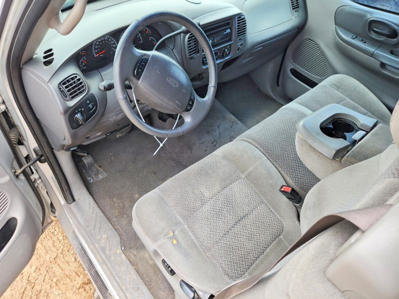 2001 Ford F-150 lightning VIN 1FTRX17W61KC65708 COPART salvage auction — UNDERCARRIAGE, Tx - Salvage Vehicle Title, sold $975 on 2026-07-02 (photo 8)