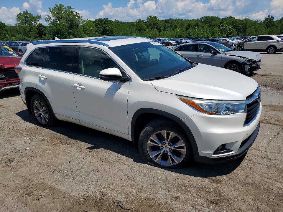 2015 Toyota Highlander VIN 5TDJKRFHXFS079344 COPART salvage auction — MINOR DENT/SCRATCHES, Wv - Certificate Of Title (P), sold $9,700 on 2026-07-09 (photo 4)