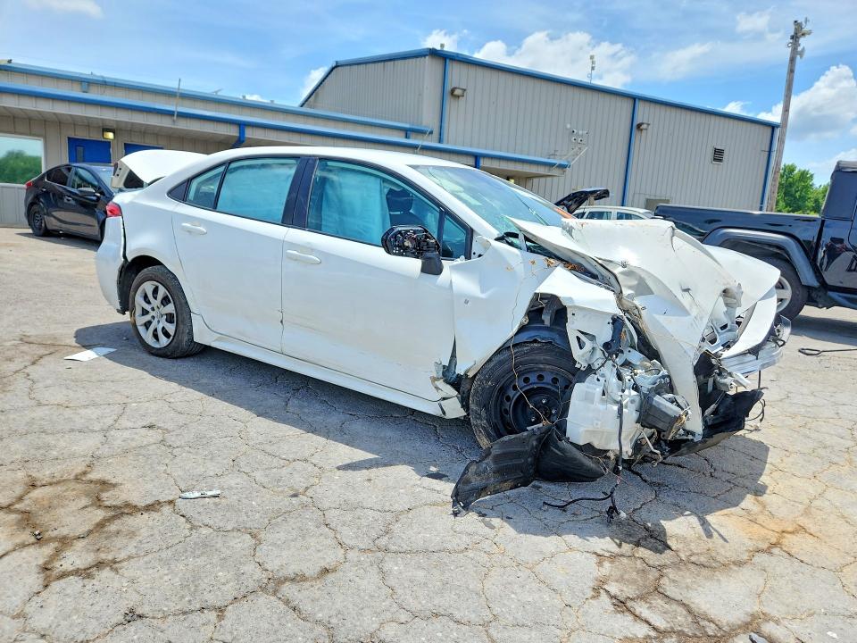 2021 Toyota Corolla VIN 5YFEPMAEXMP218008 COPART salvage auction — FRONT END, Tn - Salvage Certificate, sold $750 on 2026-07-02 (photo 4)