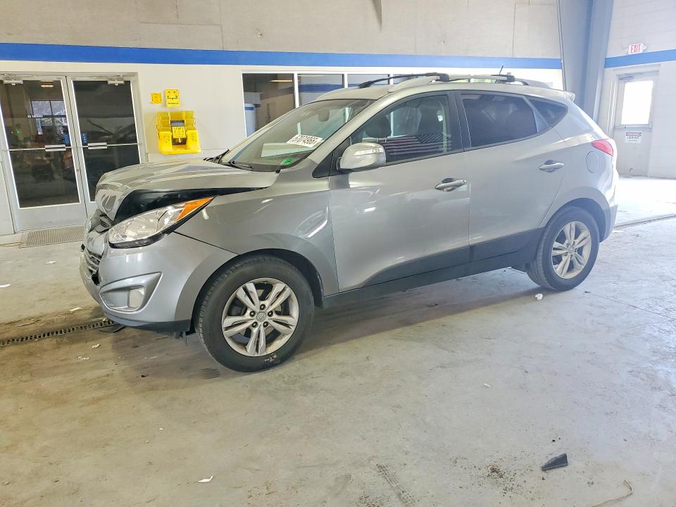 2013 Hyundai Tucson VIN KM8JU3AC2DU591980 COPART salvage auction — FRONT END, VA - CERT OF TITLE - SALVAGE, sold $800 on 2026-07-02 (photo 1)