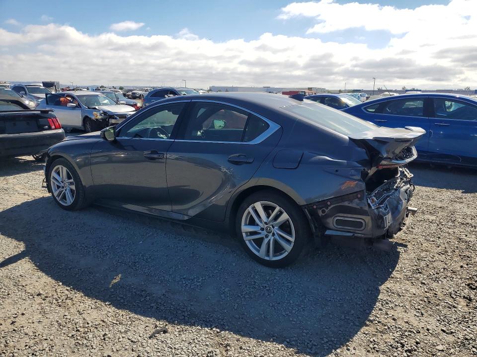 2021 Lexus Is VIN JTHCA1D27M5109431 COPART salvage auction — REAR END, Salvage Title, sold $7,200 on 2026-09-08 (photo 2)