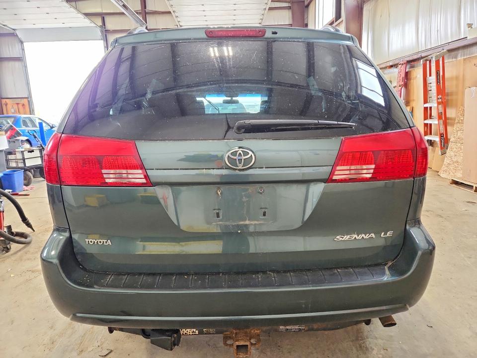 2004 Toyota Sienna VIN 5TDZA23C94S011068 COPART salvage auction — SIDE, AB - BOS - SALVAGE, sold $825 on 2026-07-09 (photo 6)