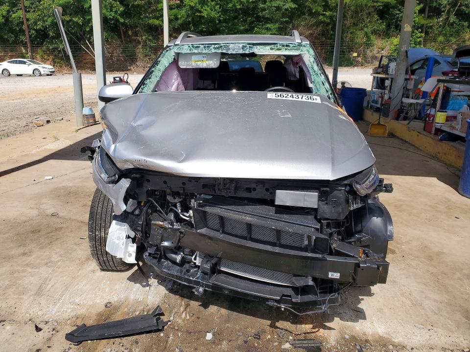 2026 Hyundai Venue VIN KMHRC8A36TU428122 COPART salvage auction — ROLLOVER, Al - Cert Of Title-Salvage Title, sold $425 on 2026-07-28 (photo 5)