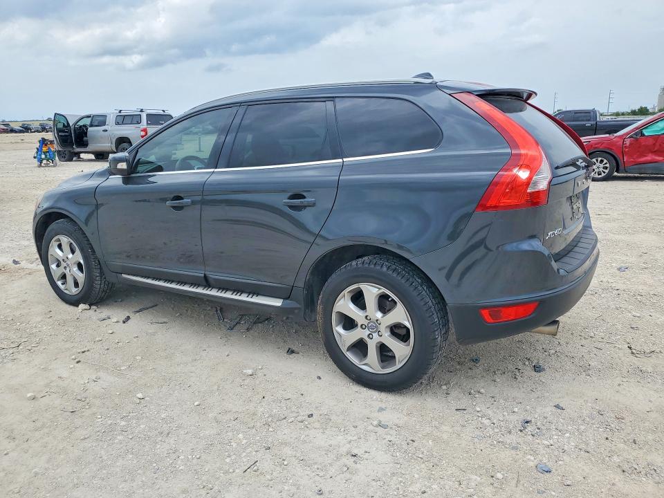 2013 Volvo Xc60 VIN YV4952DLXD2423619 COPART salvage auction — FRONT END, Tx - Salvage Vehicle Title, sold $900 on 2026-07-02 (photo 2)