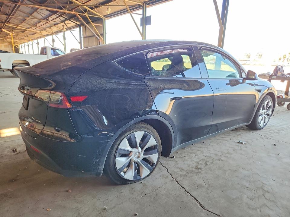2023 Tesla Model y VIN 7SAYGDEE0PF920459 COPART salvage auction — REAR END, Salvage Title, sold $15,351 on 2026-07-18 (photo 3)