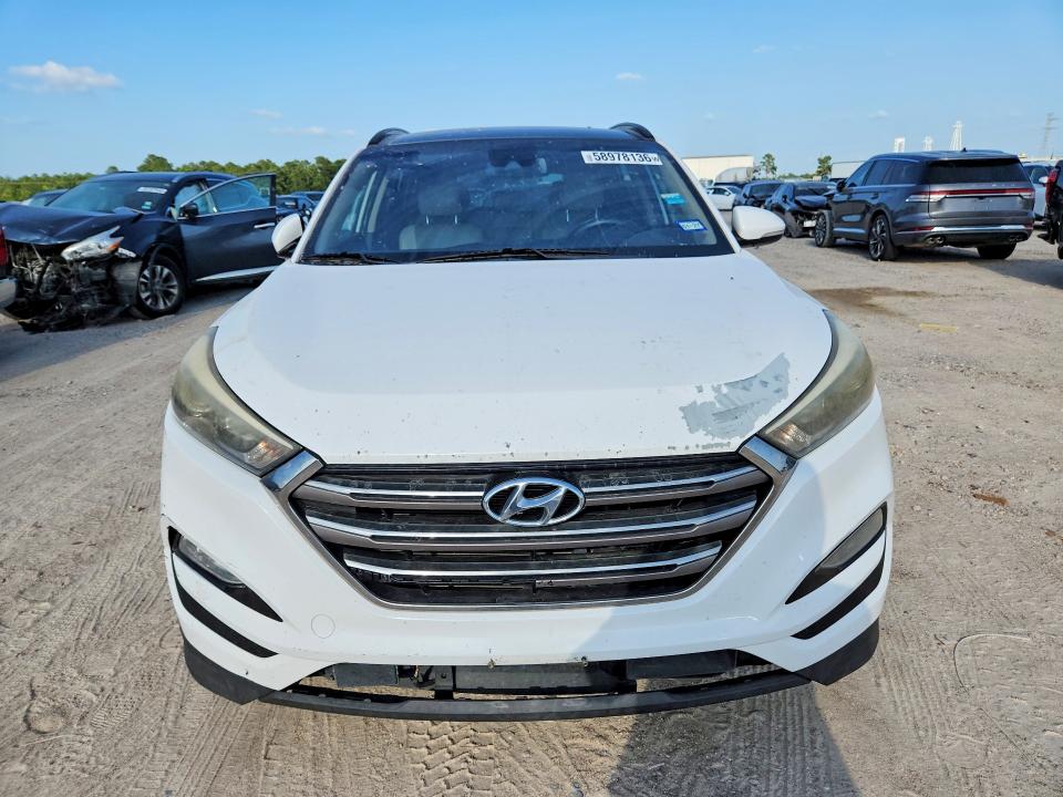 2016 Hyundai VIN KM8J33A29GU253233 COPART salvage auction — MECHANICAL, Tx - Certificate Of Title, sold $1,550 on 2026-07-21 (photo 5)