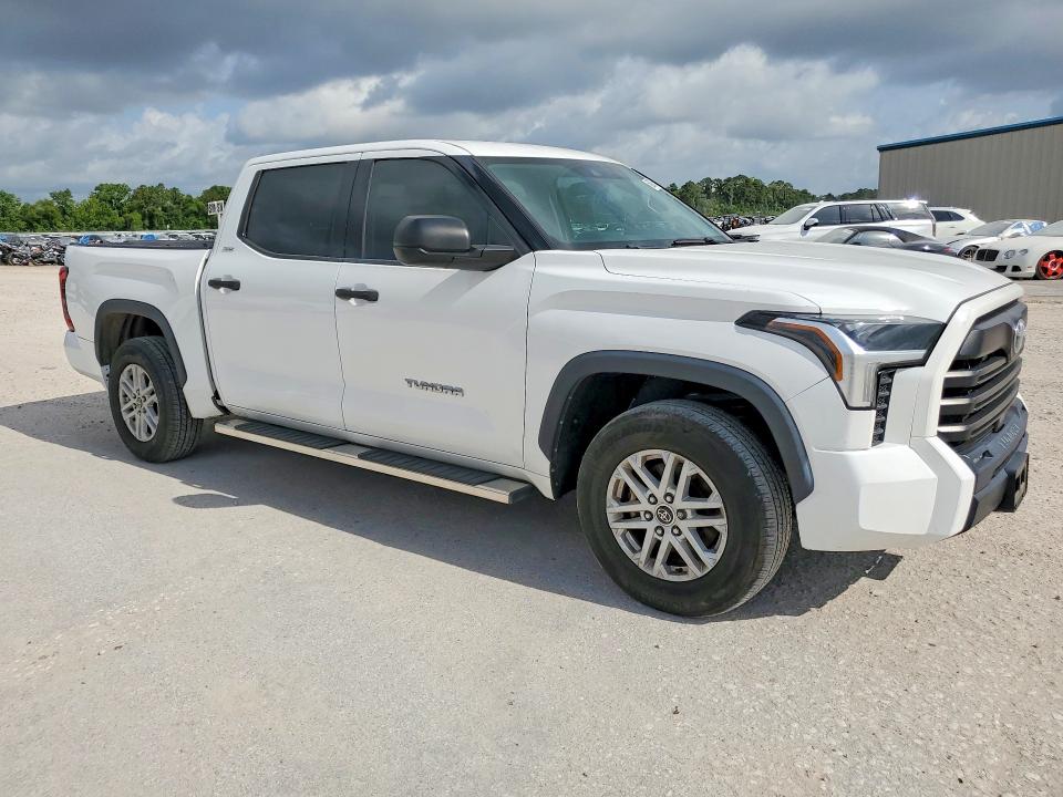 2022 Toyota Tundra VIN 5TFLA5AB1NX001793 COPART salvage auction — REAR END, Tx - Certificate Of Title, sold $13,300 on 2026-07-02 (photo 4)