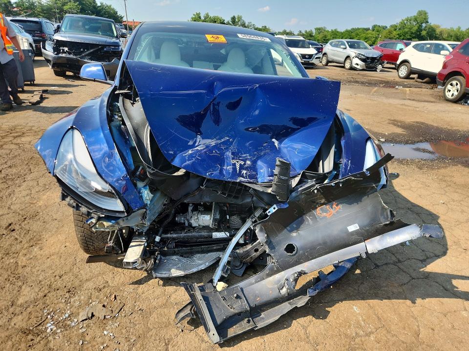 2023 Tesla Model 3 VIN 5YJ3E1EB9PF632781 COPART salvage auction — FRONT END, CT - CERT OF TITLE-SALVAGE, sold $4,200 on 2026-07-14 (photo 5)