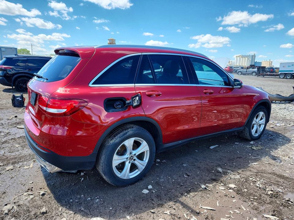 2017 Mercedes-benz Glc VIN WDC0G4JB8HF254660 COPART salvage auction — MINOR DENT/SCRATCHES, Il - Certificate Of Title, sold $6,100 on 2026-07-17 (photo 3)