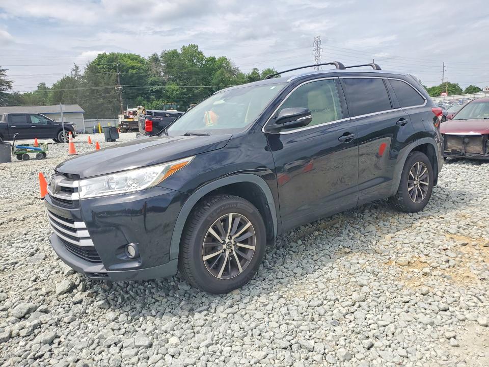 2017 Toyota Highlander VIN 5TDJZRFH1HS403845 COPART salvage auction — FRONT END, Nc - Salvage Certificate Of Title, sold $1,700 on 2026-07-15 (photo 1)