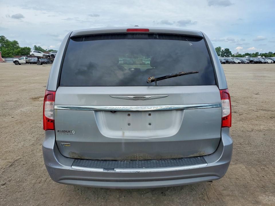 2013 Chrysler Voyager VIN 2C4RC1BG2DR670904 COPART salvage auction — UNDERCARRIAGE, On - Permit No Brand - Unfit, sold $450 on 2026-07-23 (photo 6)