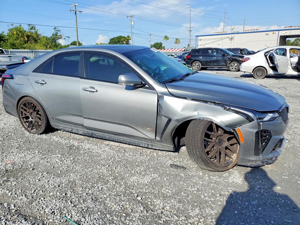 2024 Cadillac Ct4 VIN 1G6D75RP5R0410013 COPART salvage auction — SIDE, Fl - Cert Of Title Slvg Rebuildable, sold $11,200 on 2026-08-28 (photo 4)