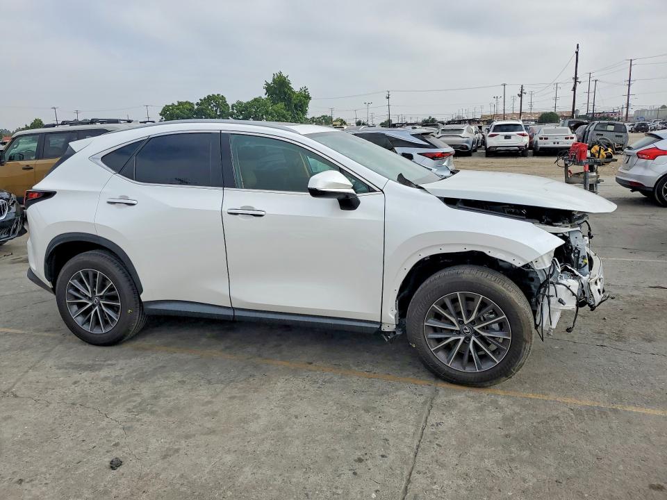 2025 Lexus Nx 250 VIN 2T2ADCAZ2SC030015 COPART salvage auction — FRONT END, CA - SALVAGE CERTIFICATE, sold $14,800 on 2026-07-19 (photo 4)