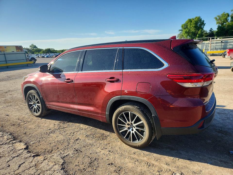 2017 Toyota Highlander VIN 5TDJZRFH8HS372058 COPART salvage auction — HAIL, Ks - Cert Of Title-Salvage, sold $11,100 on 2026-07-08 (photo 2)