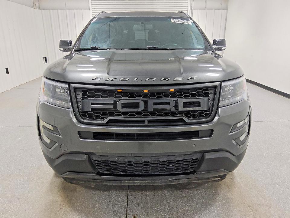 2017 Ford Explorer sport trac VIN 1FM5K8GT4HGA35024 COPART salvage auction — NORMAL WEAR, WV - CERTIFICATE OF TITLE, sold $5,100 on 2026-07-09 (photo 5)