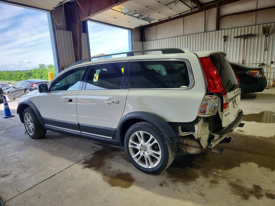 2016 Volvo VIN YV440MBK6G1252862 COPART salvage auction — FRONT END, Pa - Certificate Of Salvage, sold $700 on 2026-07-02 (photo 2)