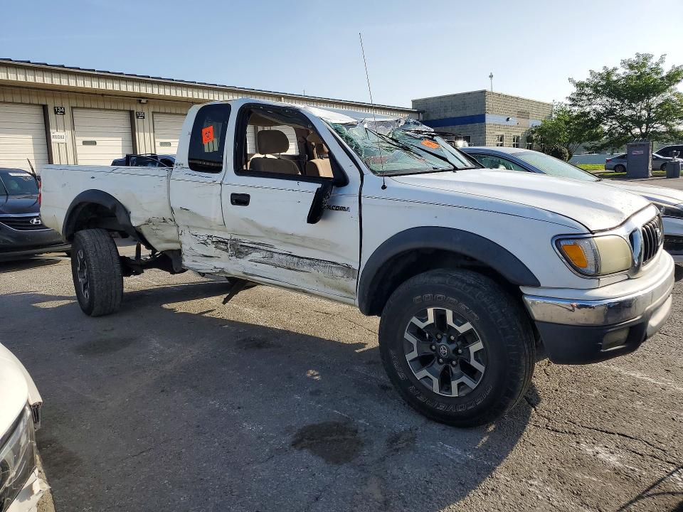 2004 Toyota Tacoma VIN 5TEWN72N54Z313936 COPART salvage auction — ALL OVER, Ky - Cert Of Title-Salvage, sold $1,600 on 2026-07-30 (photo 4)