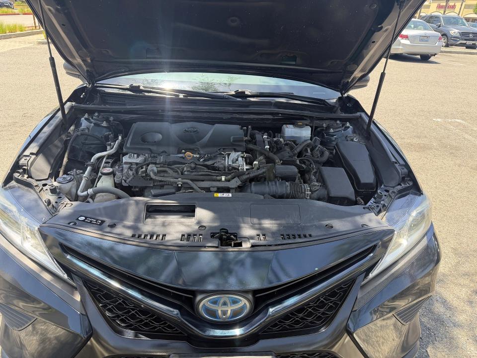 2020 Toyota Camry hybrid VIN 4T1G31AK3LU016262 COPART salvage auction — MINOR DENT/SCRATCHES, Ca - Dis/Dlr/Exp Only Clean Title (P), sold $4,050 on 2026-07-10 (photo 7)