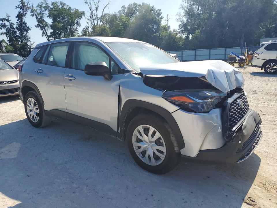 2025 Toyota Corolla cross VIN 7MUAAAAG8SV123814 COPART salvage auction — FRONT END, Fl - Certificate Of Title, sold $7,200 on 2026-07-21 (photo 4)