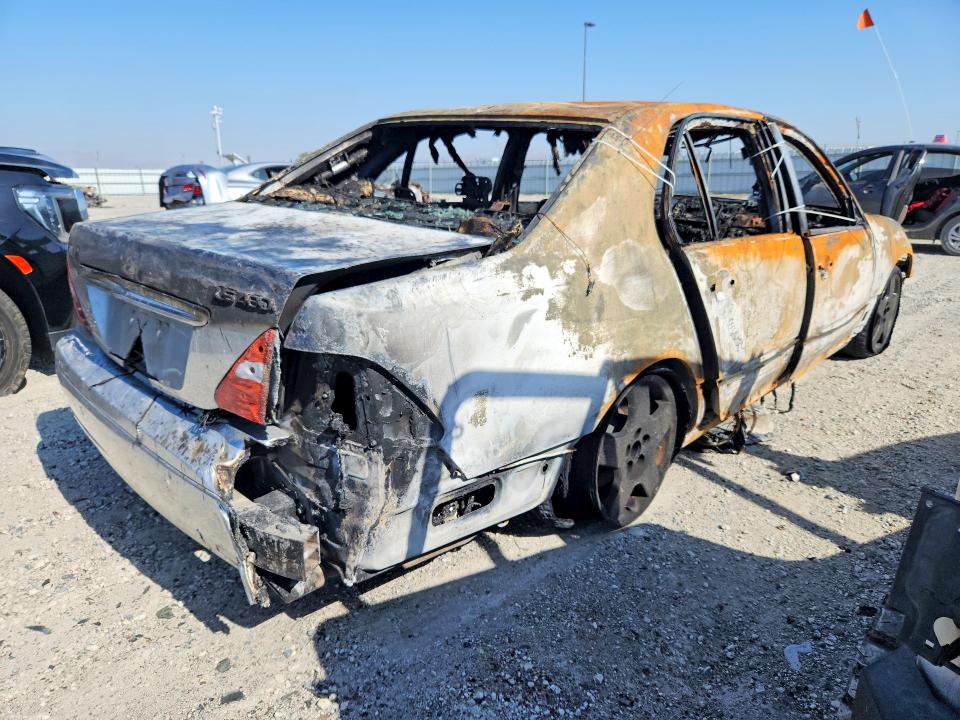 2005 Lexus Ls VIN JTHBN36F455009834 COPART salvage auction — BURN, Ca - Non-Repairable Vehicle Cert, sold $350 on 2026-07-07 (photo 3)