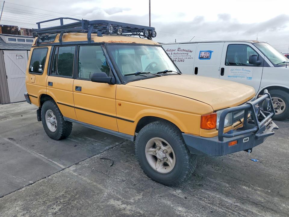 1998 Land rover Discovery VIN SALJY1240WA759522 COPART salvage auction — MINOR DENT/SCRATCHES, Mt - Dis/Dlr/Exp Only Clean Title, sold $300 on 2026-07-06 (photo 4)