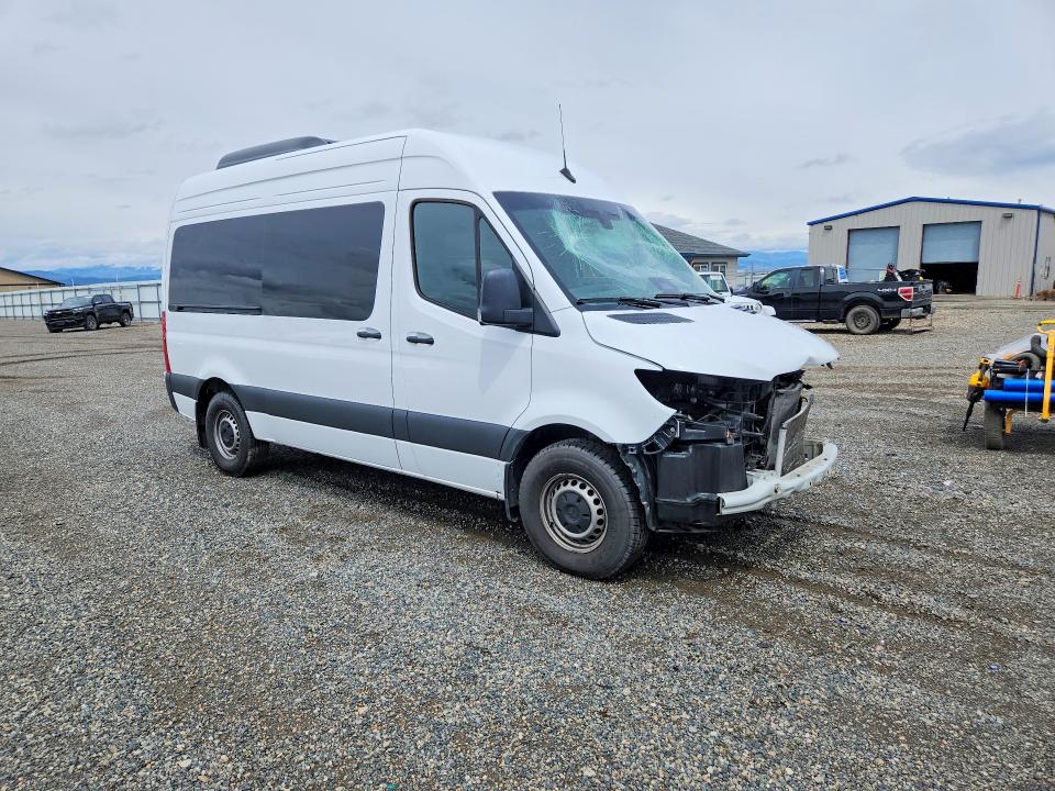 2025 Mercedes-benz Sprinter 2500 VIN W1Z4KFHY3ST224994 COPART salvage auction — FRONT END, WA - VEHICLE CERT OF OWNERSHIP-TITL (P), sold $21,900 on 2026-07-13 (photo 4)