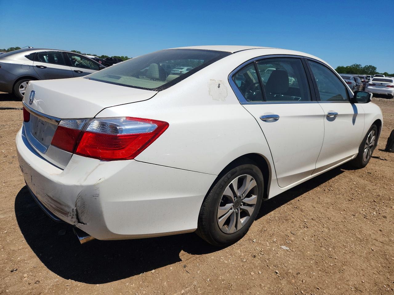 2014 Honda Accord VIN 1HGCR2F30EA257579 COPART salvage auction — Rear End, IL - SALVAGE CERTIFICATE, sold $3,600 on 2026-07-09 (photo 3)