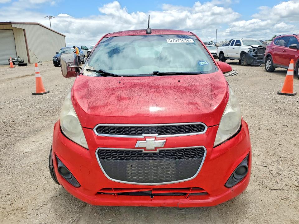 2015 Chevrolet VIN KL8CB6S90FC750407 COPART salvage auction — SIDE, Tx - Salvage Vehicle Title, sold $225 on 2026-07-29 (photo 5)