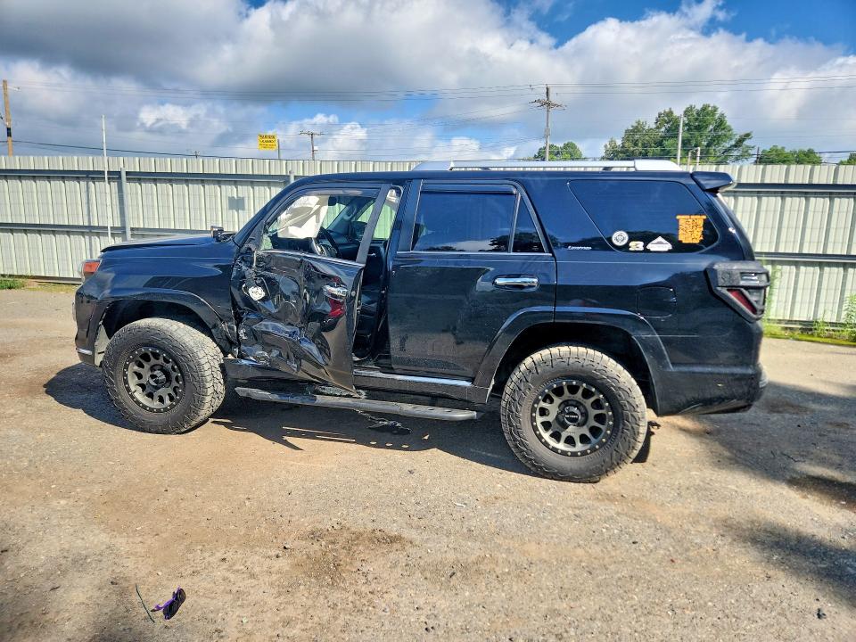2022 Toyota 4runner VIN JTEKU5JR6N6022060 COPART salvage auction — SIDE, LA - CERT OF TITLE-SALVAGE, sold $25 on 2026-07-30 (photo 2)