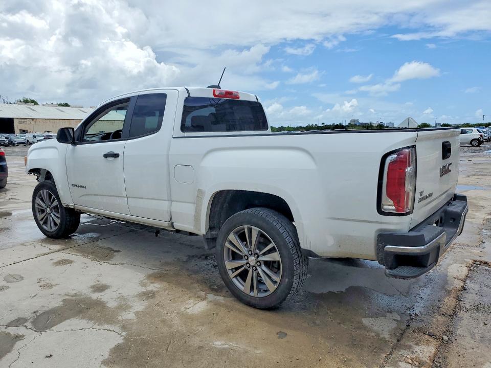 2016 Gmc VIN 1GTH5BEA0G1329450 COPART salvage auction — ENGINE BURN, Salvage Title, sold $80 on 2026-07-28 (photo 2)