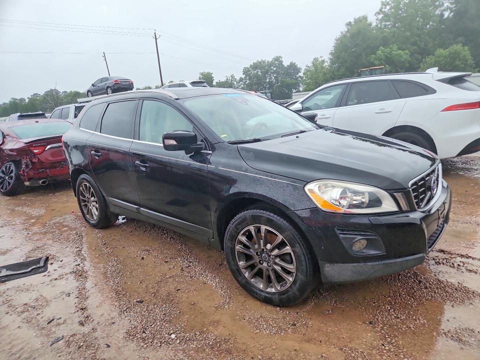 2010 Volvo Xc60 VIN YV4992DZ4A2023009 COPART salvage auction — NORMAL WEAR, FL - CERTIFICATE OF TITLE, sold $2,300 on 2026-07-28 (photo 4)