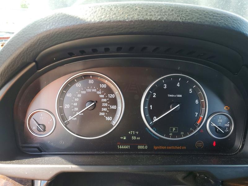 2017 BMW X5 VIN 5UXKR0C34H0V71876 COPART salvage auction — MINOR DENT/SCRATCHES, Mt - Certificate Of Title, sold $2,050 on 2026-07-30 (photo 9)