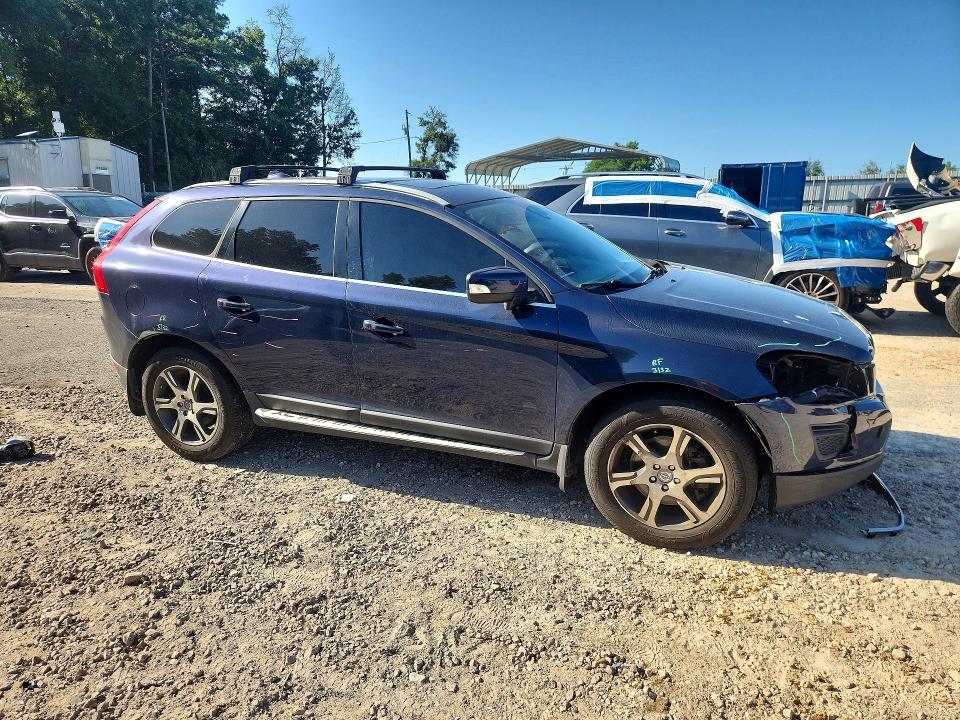 2013 Volvo Xc60 VIN YV4902DZ3D2379207 COPART salvage auction — FRONT END, Fl - Cert Of Title Slvg Rebuildable, sold $400 on 2026-07-10 (photo 4)