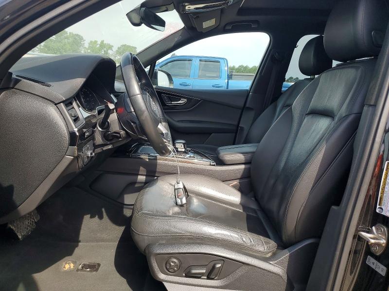 2017 Audi Q7 VIN WA1AAAF72HD057553 COPART salvage auction — MINOR DENT/SCRATCHES, Sc - Certificate Of Title, sold $4,150 on 2026-07-13 (photo 7)