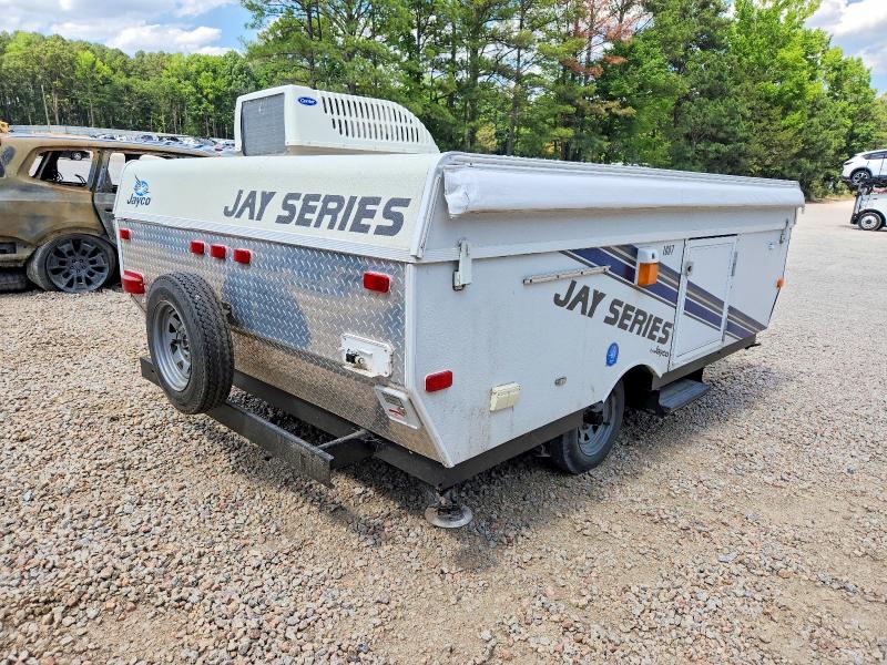 2008 Jayco Rv trailer VIN 1UJAJ01F681BB0379 COPART salvage auction — MINOR DENT/SCRATCHES, NC - SALVAGE CERTIFICATE OF TITLE, sold $300 on 2026-07-30 (photo 4)