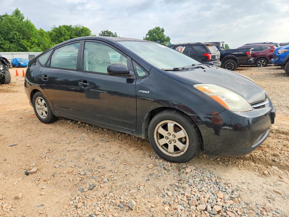 2006 Toyota Prius VIN JTDKB20U867082576 COPART salvage auction — MINOR DENT/SCRATCHES, Nc - Dealer Only Clean Title, sold $400 on 2026-07-27 (photo 4)