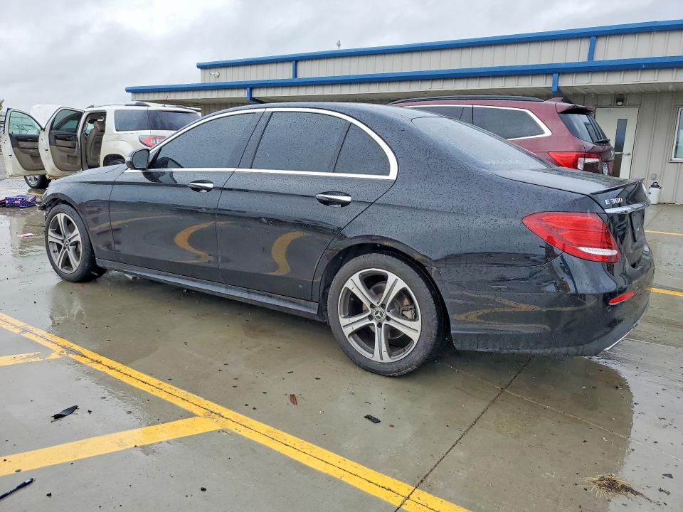 2018 Mercedes-benz VIN WDDZF4KB1JA417222 COPART salvage auction — FRONT END, Fl - Cert Of Title Slvg Rebuildable, sold $8,100 on 2026-08-20 (photo 2)