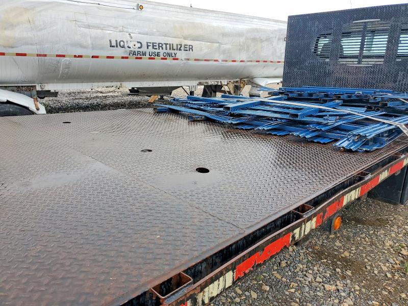2014 Freightliner All other VIN 1FVACWDU8EHFV6326 COPART salvage auction — NORMAL WEAR, KY - CERTIFICATE OF TITLE, sold $17,900 on 2026-08-31 (photo 6)