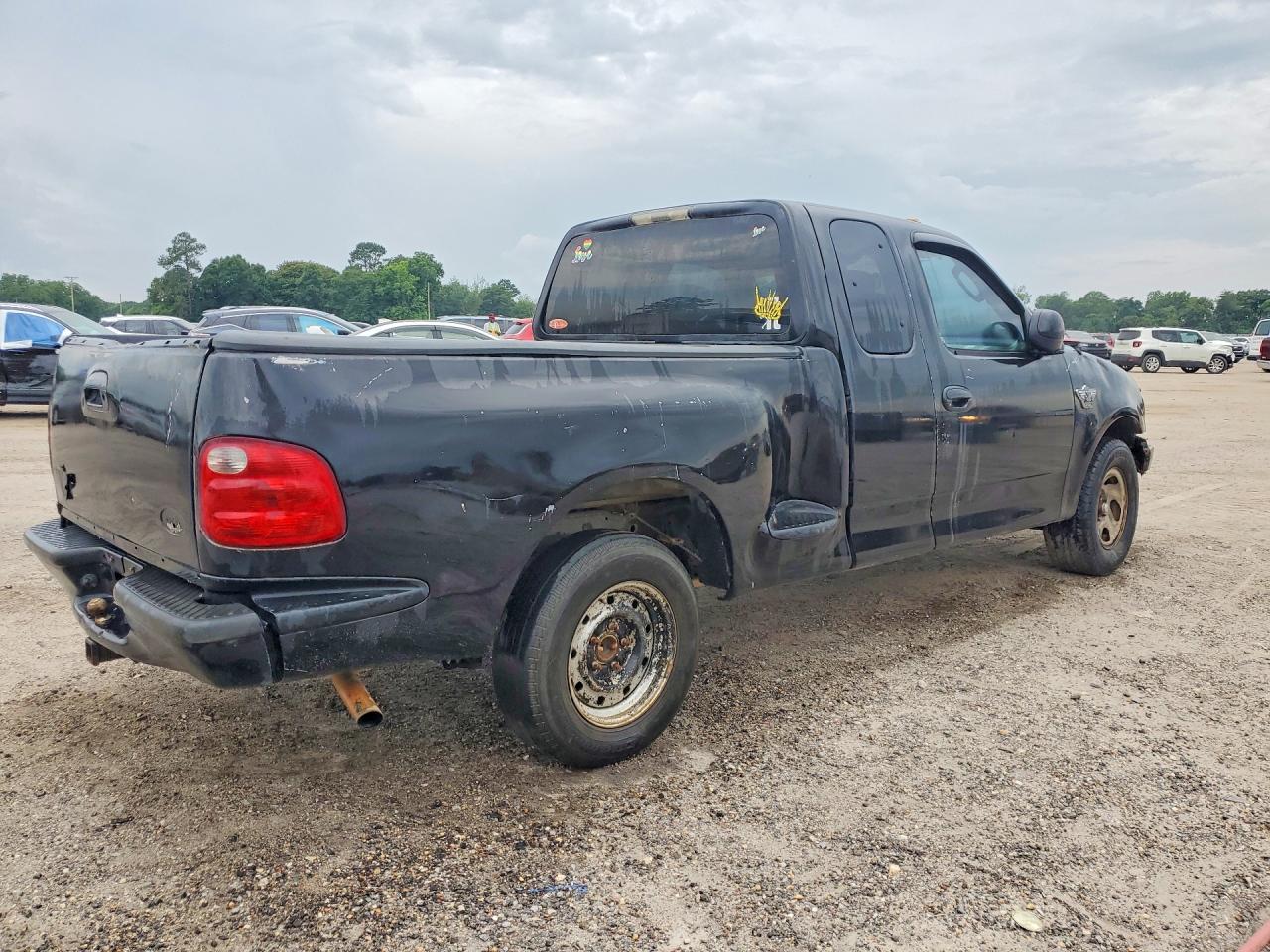2003 Ford F-150 lightning VIN 1FTRX07253KC11407 COPART salvage auction — Mechanical, Rb - Salvage Title, sold $891 on 2026-08-27 (photo 3)