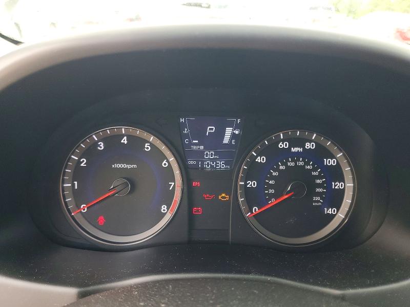 2013 Hyundai VIN KMHCU5AE9DU068879 COPART salvage auction — WATER/FLOOD, Tx - Salvage Title-Flood Damage, sold $600 on 2026-07-28 (photo 9)