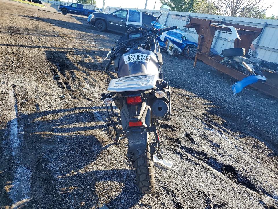 2024 Kawasaki Klr 650 VIN ML5KLEH13RDA33720 COPART salvage auction — FRONT END, Mi - Certificate Of Title, sold $1,700 on 2026-07-30 (photo 4)