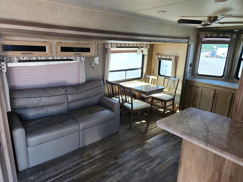 2020 Coachman VIN 5ZT2CA4B1LX017126 COPART salvage auction — ROOF, TN - SALVAGE CERTIFICATE, sold $14,000 on 2026-07-20 (photo 9)