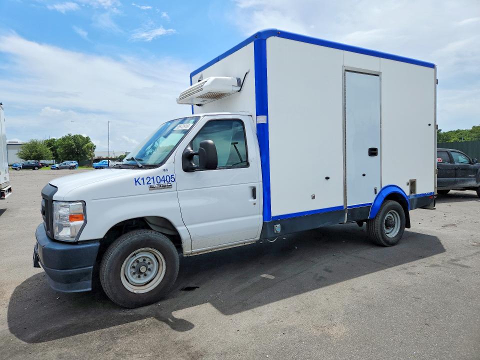 2023 Ford Econoline VIN 1FDWE3FK5PDD09743 COPART salvage auction — NORMAL WEAR, Fl - Certificate Of Title, sold $11,500 on 2026-07-29 (photo 1)