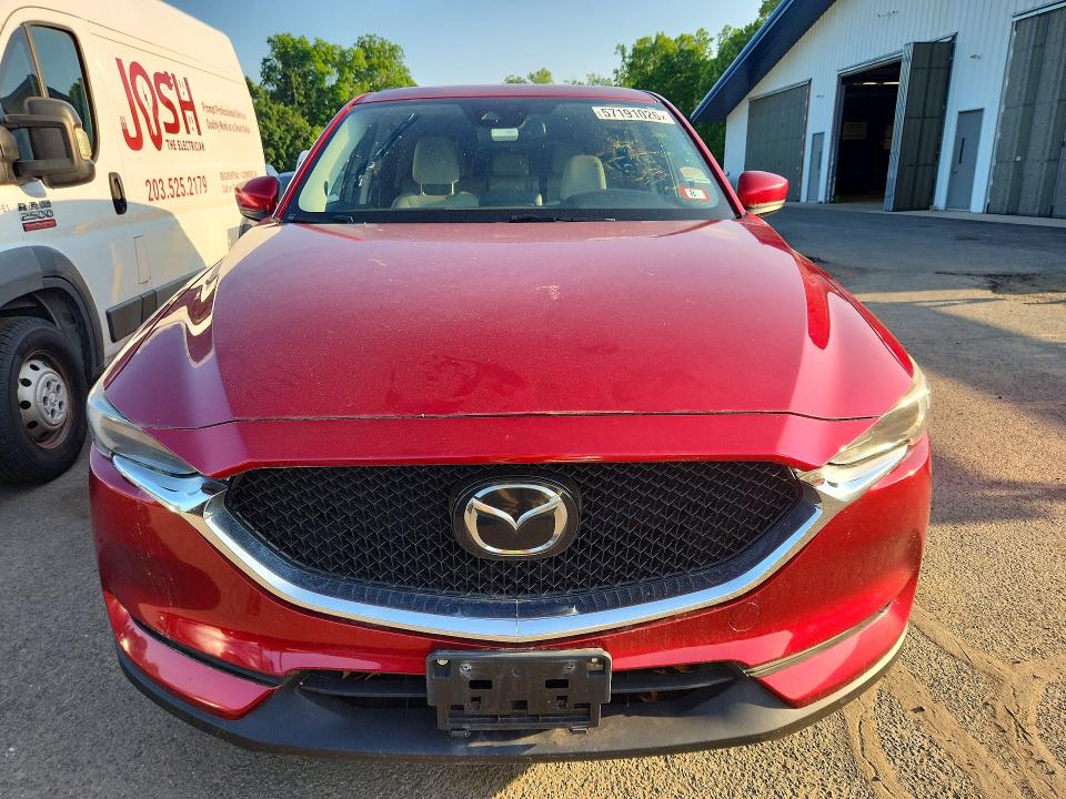 2017 Mazda Cx-5 VIN JM3KFADL7H0183529 COPART salvage auction — MINOR DENT/SCRATCHES, NH - CERTIFICATE OF TITLE, sold $2,450 on 2026-07-10 (photo 5)