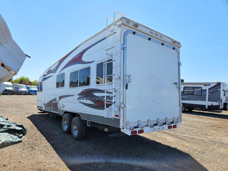 2013 Frrv VIN 4X4TSFZ2XDC010581 COPART salvage auction — ROLLOVER, OR - SALVAGE TITLE CERTIFICATE, sold $10 on 2026-10-08 (photo 3)