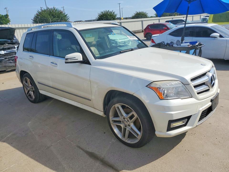 2012 Mercedes-benz VIN WDCGG5GB1CF849483 COPART salvage auction — FRONT END, Tx - Salvage Vehicle Title, sold $2,100 on 2026-07-13 (photo 4)