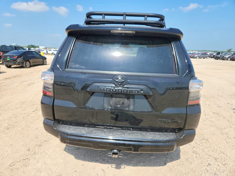 2019 Toyota 4runner VIN JTEBU5JR3K5704220 COPART salvage auction — SIDE, Tx - Salvage Vehicle Title, sold $19,000 on 2026-07-30 (photo 6)