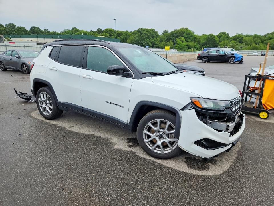 2025 Jeep Compass VIN 3C4NJDCN3ST508258 COPART salvage auction — FRONT END, VA - CERT OF TITLE - SALVAGE, sold $4,300 on 2026-07-27 (photo 4)