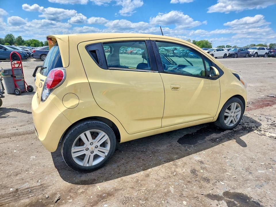 2015 Chevrolet Spark VIN KL8CD6S94FC712057 COPART salvage auction — FRONT END, VA - CERT OF TITLE - SALVAGE, sold $800 on 2026-07-08 (photo 3)